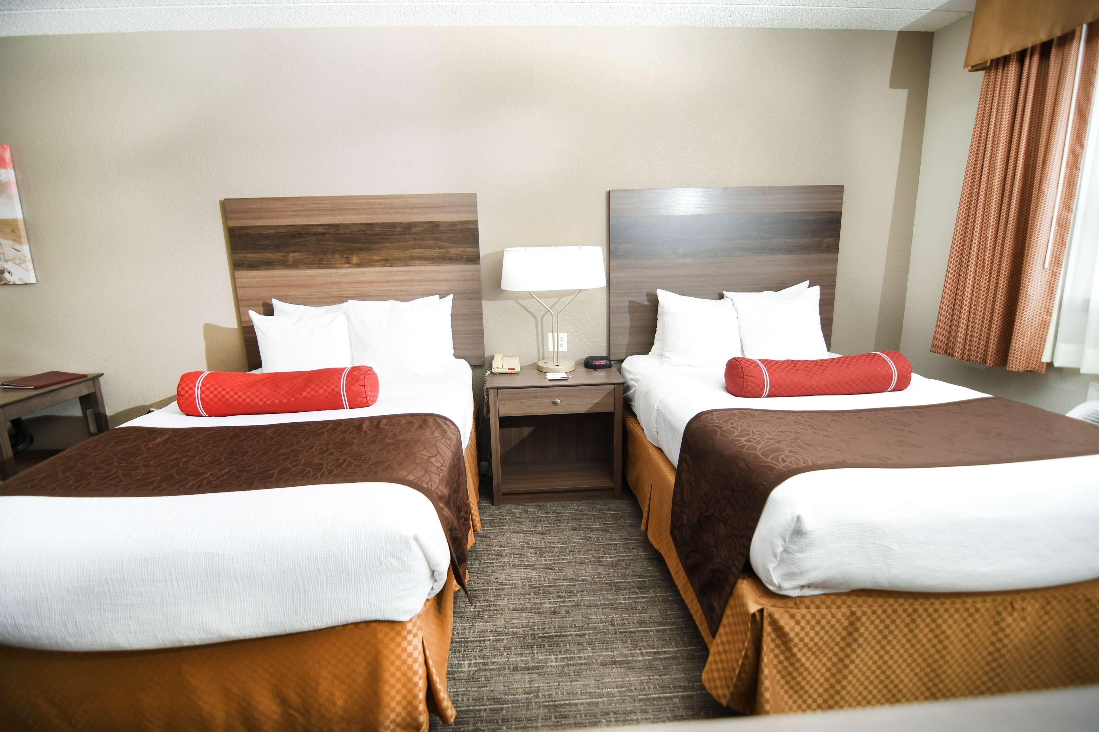 Western & Hotel 3*